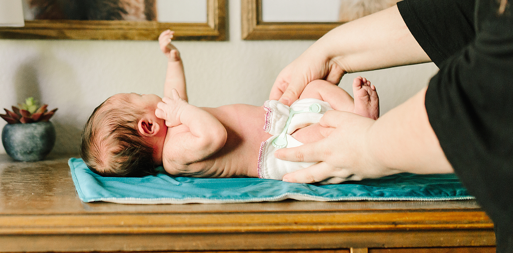 Newborn Diapering Options For Those First Few Tiny Weeks